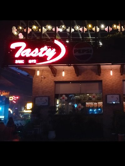 Tasty Student Zaiqa Restaurant / gulgasht