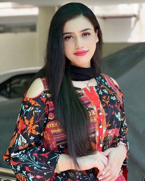 Alina Amir (Viral Videos) Phone Number & Address