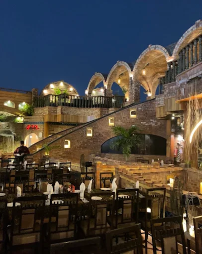 LalQila Restaurant Karachi - Best Restaurant in Pakistan