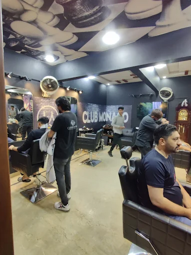 Club Monaco Premium Men's Salon & Spa (Gulshan Branch) Karachi