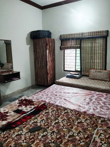 Huma Imperial Girls Hostel, Zakariya Town Multan 0333-6899338