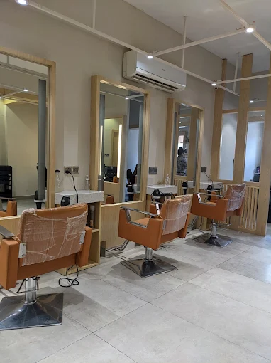 Peng Salon & Spa (for Him & Her) - KDA, MACHS Branch, Karachi